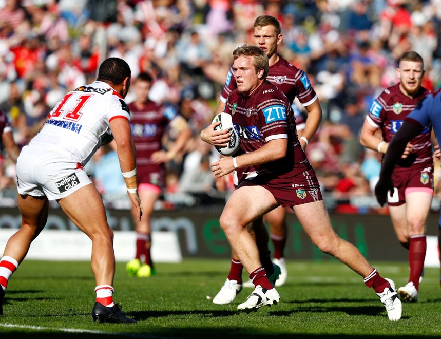 R 20 St George Illawarra Dragons vs Manly Sea Eagles at Win Stadium,Wollongong . Picture : Gregg Porteous