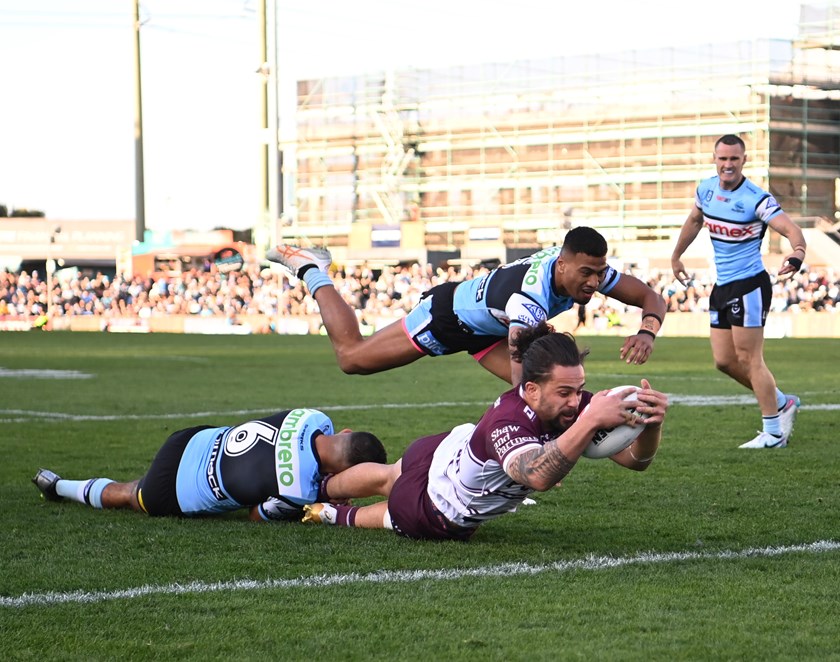 You beauty...Josh Aloiai goes over for Manly's opening try at Pointsbet Stadium