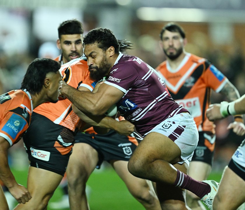 Sipley in action at 4 Pines Park against the Tigers in Round 17