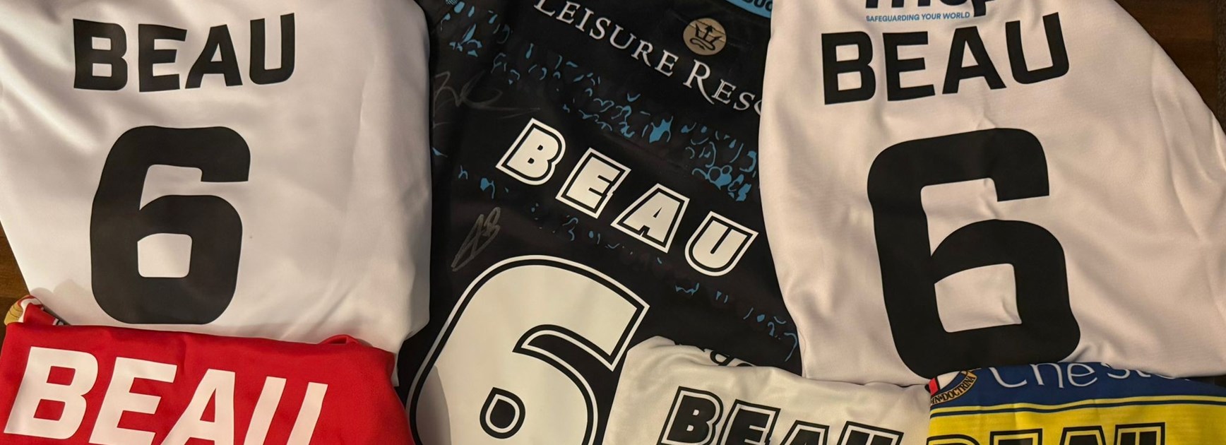 British clubs unite in memory of Beau