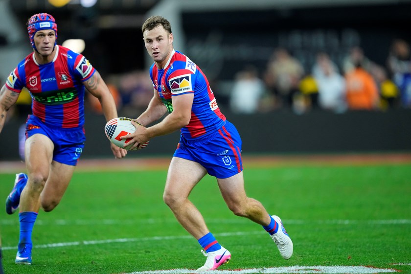 Smith makes his Knights' debut in Vegas